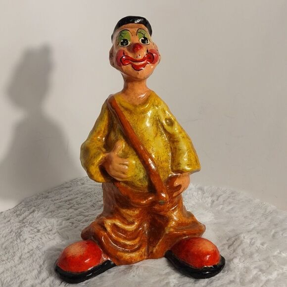 Signed Vtg. Paper Mache Clown - Picture 7 of 7